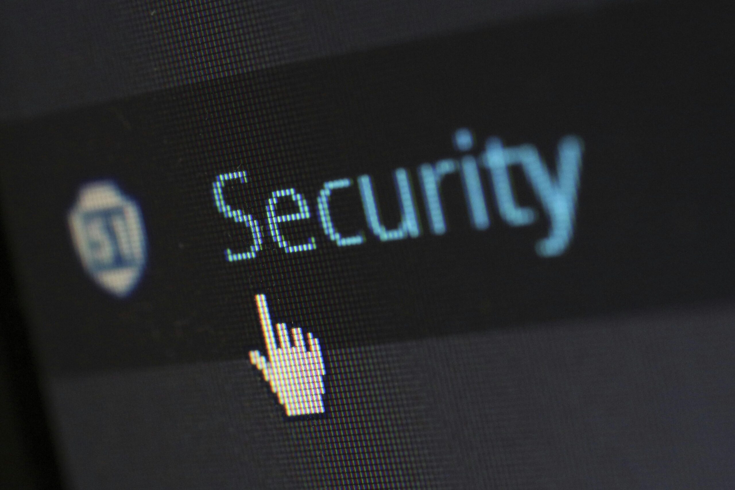 Infographic comparing Errors & Omissions, Cyber Liability, and Defamation Protection coverages
