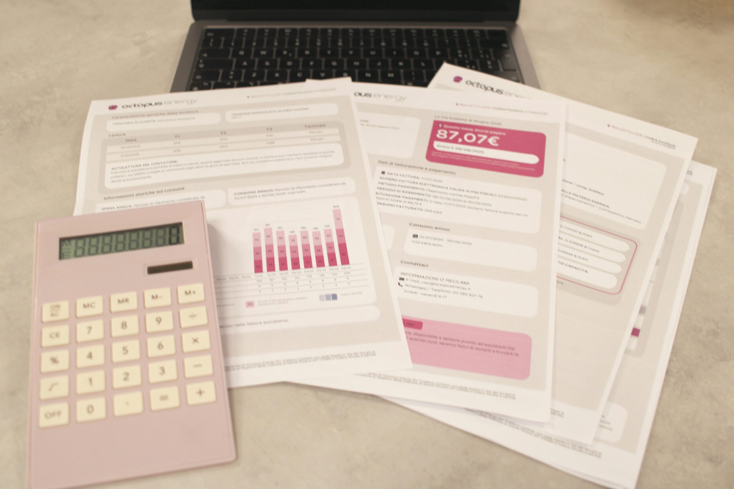 Infographic showing statistics about PR crises caused by poor communication planning